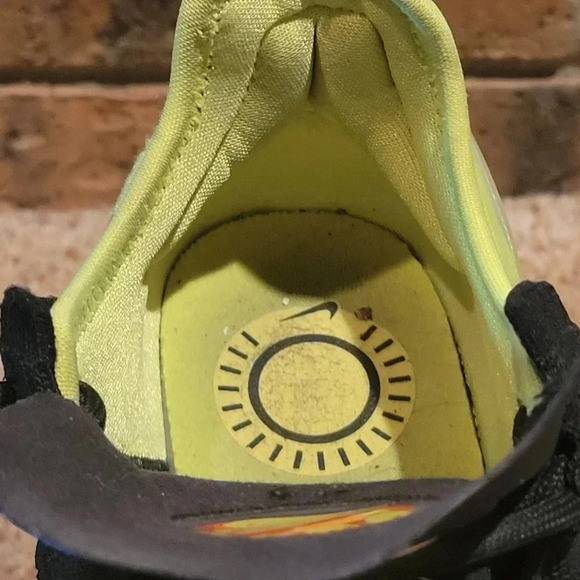 Nike LeBron 18 GS Black, Neon Orange, Neon Green Sz 4.5Y #CW2760-009 - Picture 10 of 11